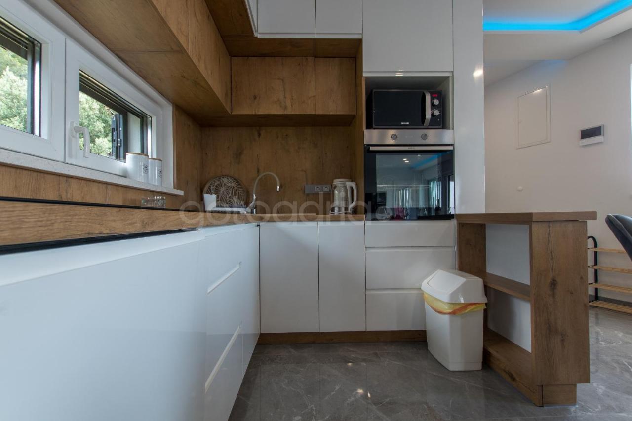 Seashell - Luxury Seaview Apartments Makarska Exterior foto